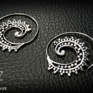 Ethnic spiral brass silver plated earrings tribal earrings Ethnic earrings 31-193 image 1