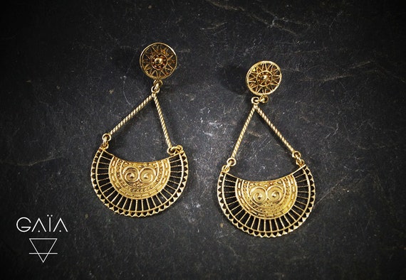 Gold Earring With Chain – Hindi News