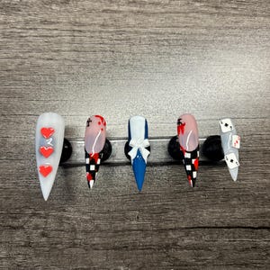 Alice madness returns nails