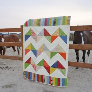 Chevron-quiltpatroon (pdf) - van voorgesneden stoffen vierkanten van 10 inch