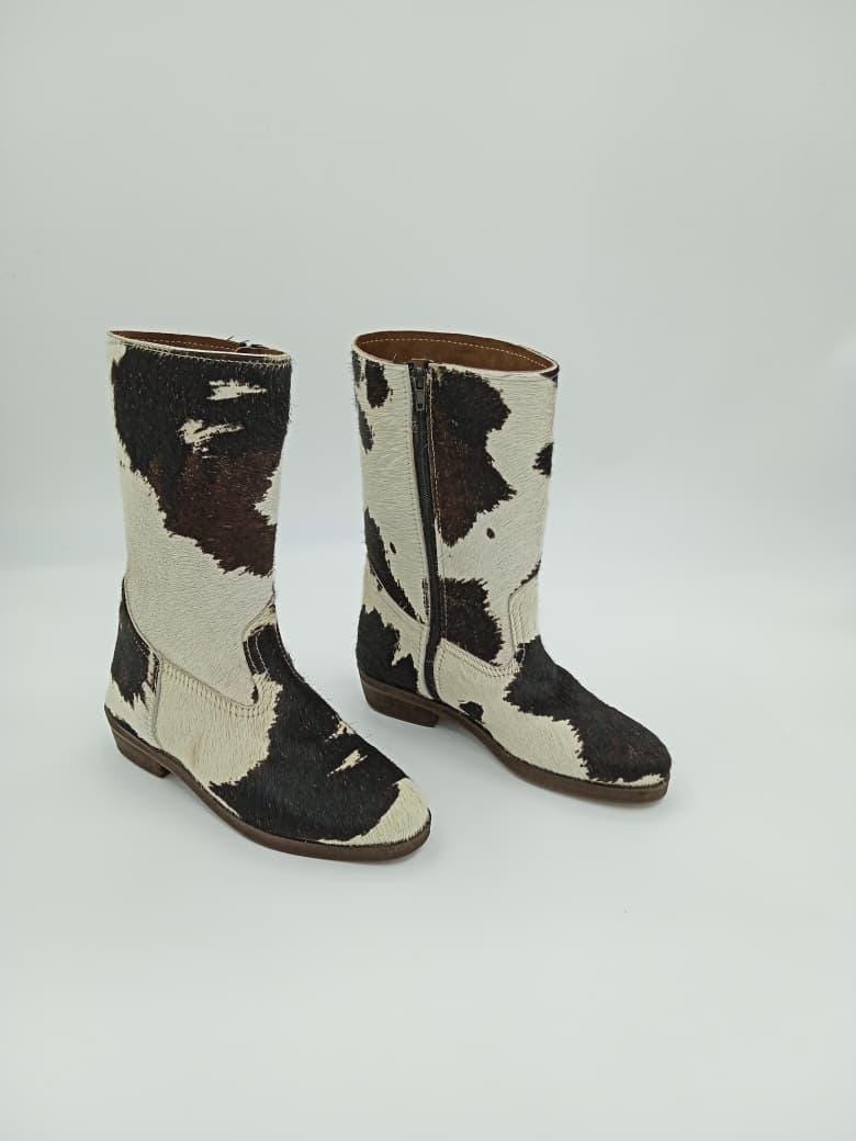 Stylish & Durable Leather Boots for Women - Perfect Fit for Every…