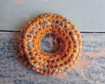 Crochet donut marble fidget toy. Choice of colour. Acrylic and wool mix.