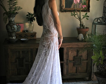 White Lace Bridal Nightgown With Train Wedding Lingerie Bridal Sleepwear Art Deco Bridal Honeymoon Trousseau Sleepwear Wedding Nightgown