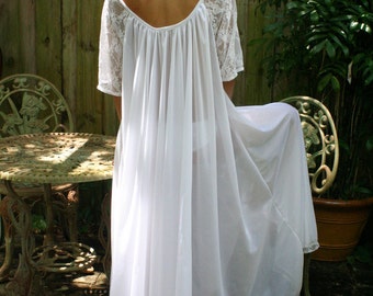 White Bridal Romance Full Swing Nightgown Lace Sleeves Bridal Lingerie Wedding Sleepwear Honeymoon Cruise Spa Holiday