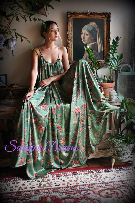 Elegant bridal best sale nightgowns