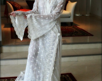 Embroidered Lace Bridal Robe French Lace Wedding Robe Bridal Lingerie Wedding Sleepwear Art Deco Lace Robe Wedding Trousseau Honeymoon Robe