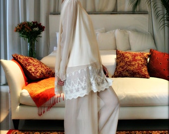 Pijama de seda chiffon champanhe Ella, conjunto de 3 peças, lingerie para noivas, pijama de casamento, roupa de dormir para casamento, lingerie de renda francesa Versailles, camisola de cetim.