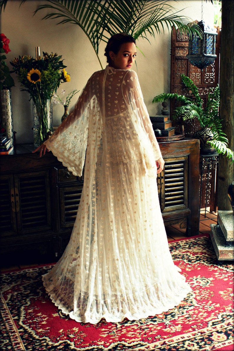 Netting Bridal Reign Sleeve Angel Robe Embroidered Dressing Lace Ivory French Wrap Lingerie Gown Collection Wedding Sleepwear 76ymfIYbgv