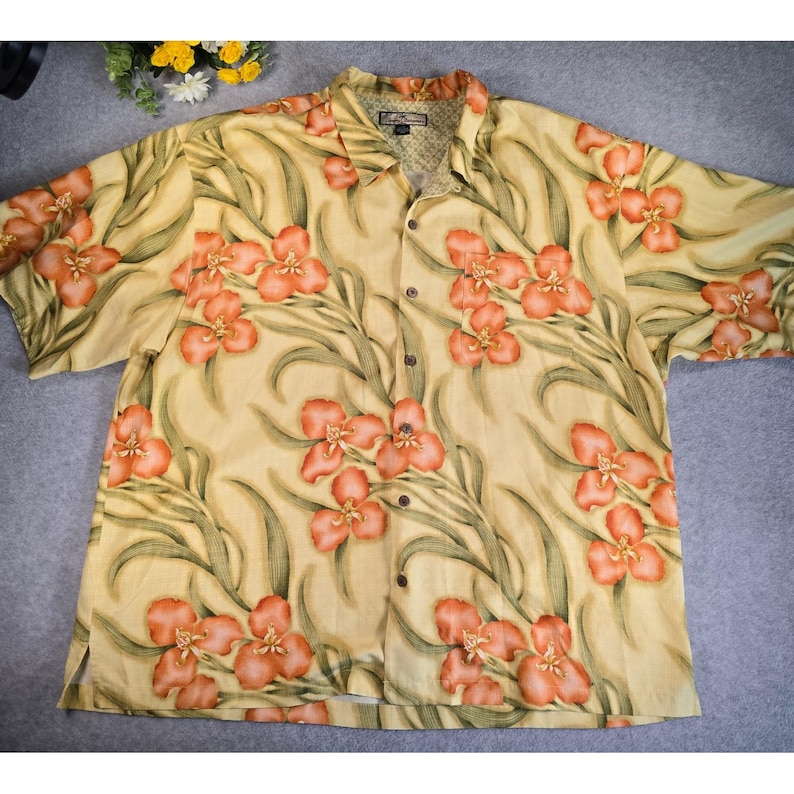 Y2K Tommy Bahama Mens XXL 100% Silk Button Down Yellow Floral Tropical Vacation image 2