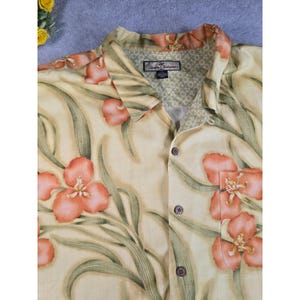 Y2K Tommy Bahama Mens XXL 100% Silk Button Down Yellow Floral Tropical Vacation image 4