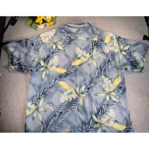 Camisa de manga larga azul con botones y estampado tropical para hombre Tommy Bahama, talla XXL, estilo Y2K. imagen 12