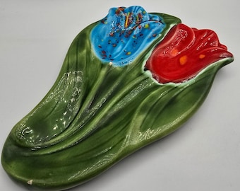 Reposacucharas/plato decorativo de cerámica vintage con diseño floral de tulipanes, 20 cm (8 pulgadas), hecho a mano, estilo cottagecore.