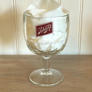Vintage 1970&#39;s Thumbprint &quot;Schlitz&quot; The Beer that made Milwaukee Famous Goblet; Vintage 1970&#39;s Thumbprint Barware &quot;Schliz &quot;