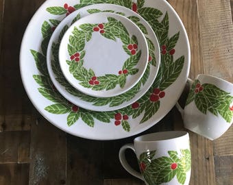 Christmas set, holiday platters, red and green, 4 piece set