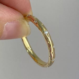 Vintage Starburst Wedding Band, 14k Gold Diamond band Gift, Wedding Ring, Unique Moissanite Celestial Wedding Band, Vintage Engagement Ring