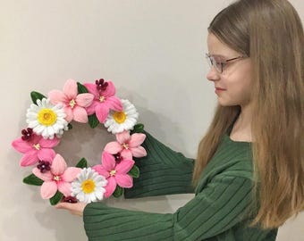 Handgemaakte 3D-bloemenhuisdecoratie. Pijpenrager bloemen. Cadeau voor zus
