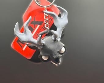 Wendigo Keychain- 3D Printed Horror Cryptid Keychain for Backpacks & Keys, Gothic Gift for Monster Lovers