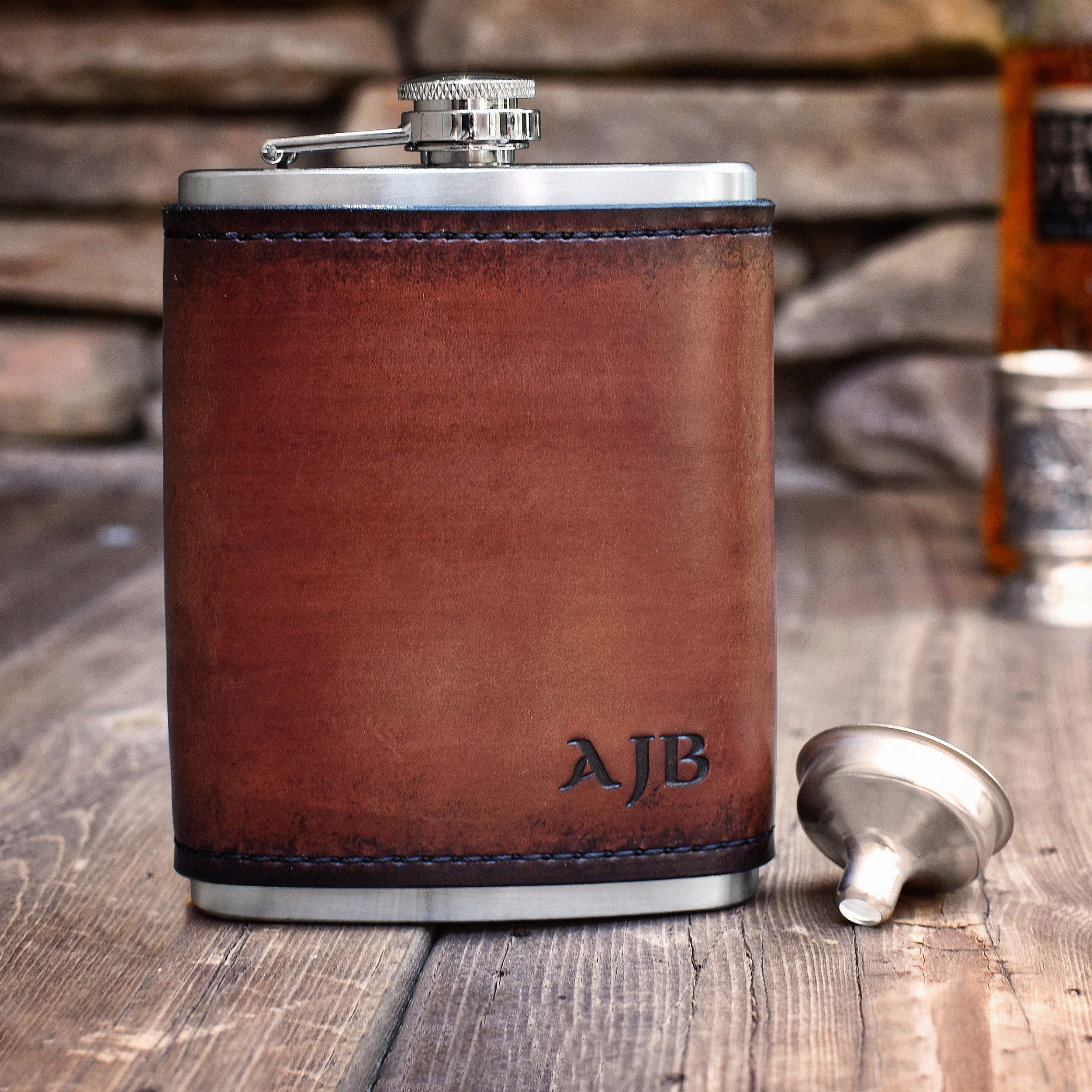 Leather Wrapped Stainless Steel Hip Flask With Monogram Personalized  Handmade Groomsmen Gift Bridal Party Gift Father's Day Gift 