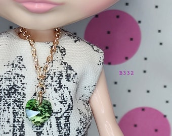 Blythe doll jewelry | doll jewellery | necklace made for dolls | green Swarovski heart pendant necklace [B332]