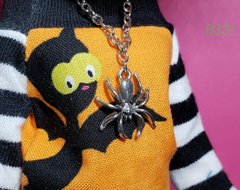 Blythe doll jewelry | doll jewellery | necklace made for dolls |silver chain necklace | spider necklace [B331]