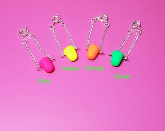 Blythe doll jewelry | doll jewellery | necklace made for dolls | silver-plated chain | neon gumdrop shaped pendant [B296]