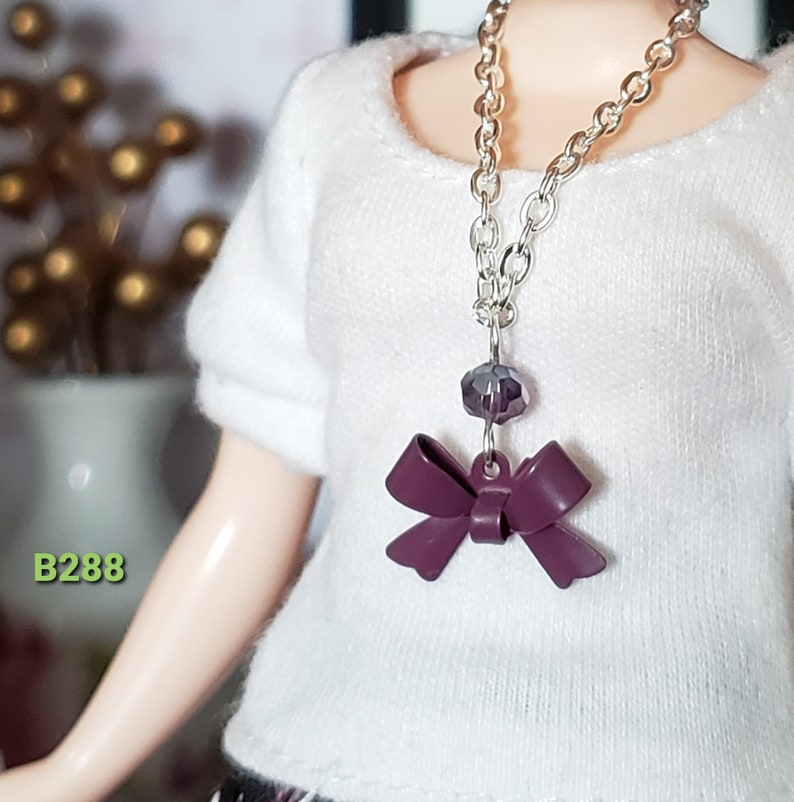 Blythe doll jewelry doll jewellery necklace made for dolls silver chain with enamel bow, purple bead B288 image 1