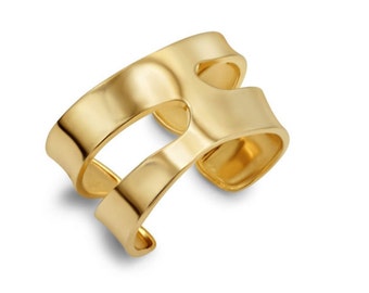 Medium Vertebrae Cuff Bracelet in Brass