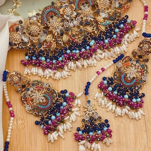 Pakistani Indian Wedding Jewelry Set Bride Traditional Kundan Choker with Earrings and Tikka Desi Bridal Jewelry for South Asian Weddings