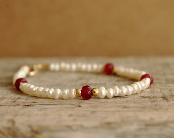 Pulsera de perla para las mujeres, pulsera de ágata roja perla de agua dulce blanca, pulsera de piedras preciosas delicadas, regalo para las mujeres, mamá, esposa, novia