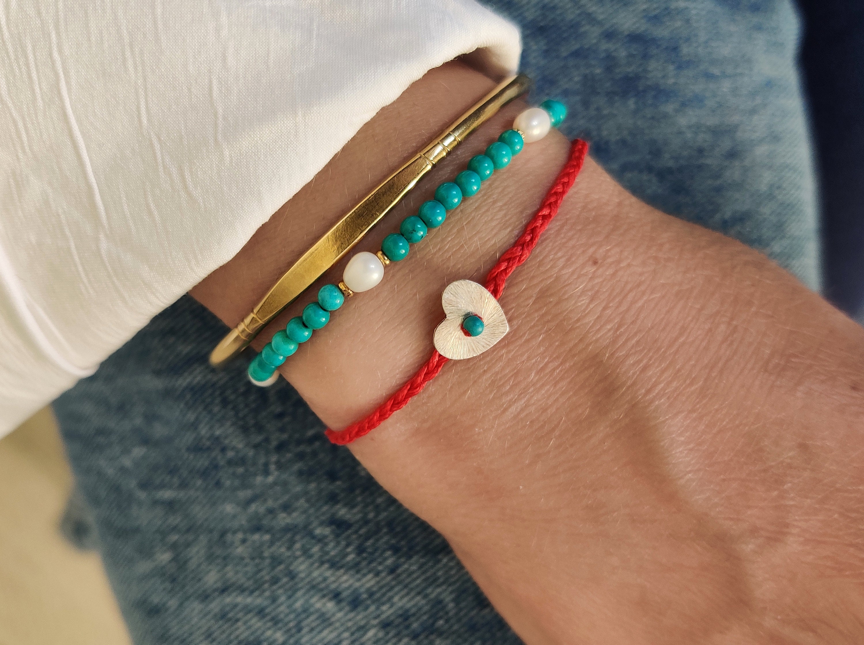 Small Silver Heart Red String Bracelet With Turquoise Bead  display picture 1
