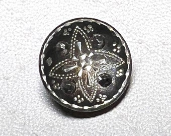 Antique Bright Cut Pewter Button With Cut Steels