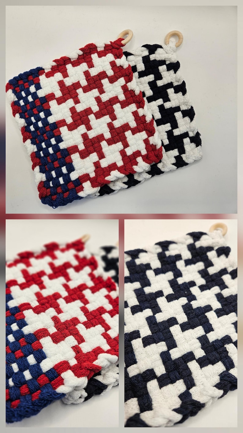 Puede incluir: Manoplas tejidas en patrones rojos, blancos y azules, y en blanco y negro. Cada manopla tiene un anillo de madera para colgar. Las manoplas est&aacute;n hechas de un material grueso y texturizado.