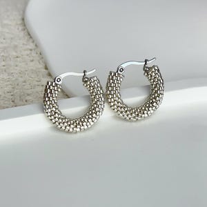 Minimalist Beaded Earrings – Small Hoops – Miyuki Beads – Everyday Jewelry