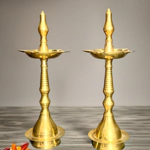 12 Inch Brass Fancy Kerala Diya Oil Lamp with 6 Wicks Kuthu Vilakku Diwali Deepak for Puja Traditional Pooja Diya for Home Temple Decor