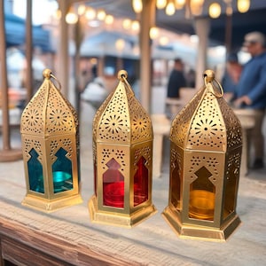 Tealight Lantern Moroccan Boho Chic Glass and Metal Tealight Tabletop Lantern Lamp with Pearl String Tea Light Candle Holder for Home Decor