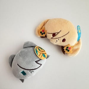カヴェ・バニー＆アルハイサム・スノーレパード - ふわふわちびキャラピンズ - 原神風動物ぬいぐるみバッジ