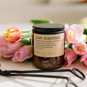 Just Married Soy Candle, Champagne Candle, Soy Wax Candles, Aromatherapy Candle, Handmade Soy Candle, Party Favours.