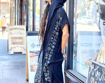 Wotsuma hooded kimono