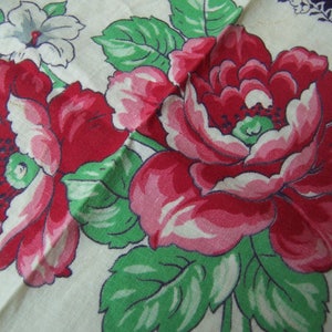 hanky / pink flowers with navy blue hanky image 3