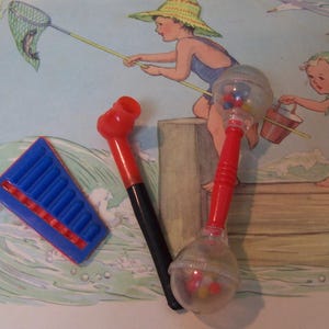 novelties / three random novelty toys image 2