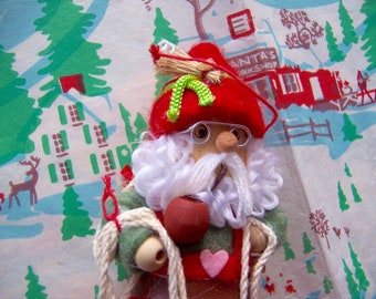 ornament / wool santa doll ornament