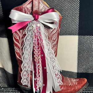 custom boot bow