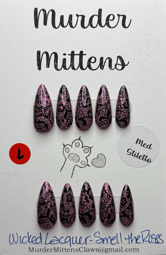 Wicked Lacquer - Smell The Roses; press-on nails