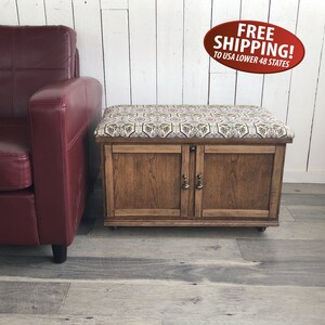 Blanket store storage cabinet