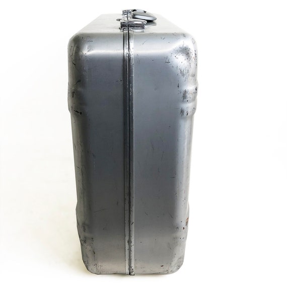 1980s Zero Halliburton 24" Suitcase, Aluminum Lug… - image 4