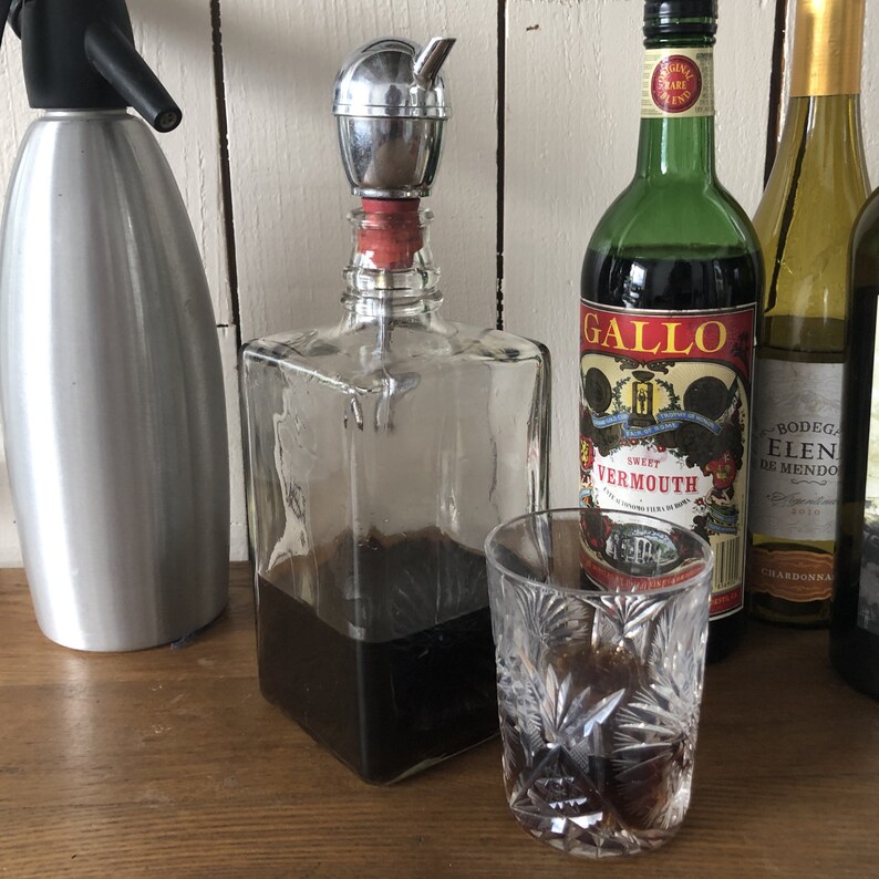 Mid-Century Liquor Decanter, Liquor Pourer, Bar Bottle with Shot Spout, Whiskey Decanter, Liquor Storage Bottle, Cocktails, Liquor Dispenser image 2