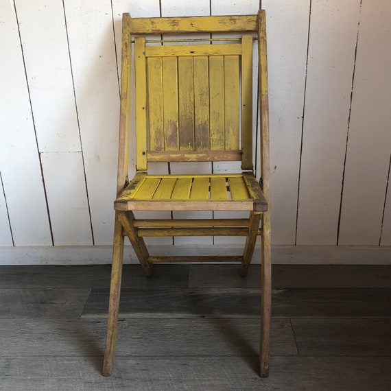 Chippy Yellow Simmons Wooden Folding Chair, Primitive Farmhouse