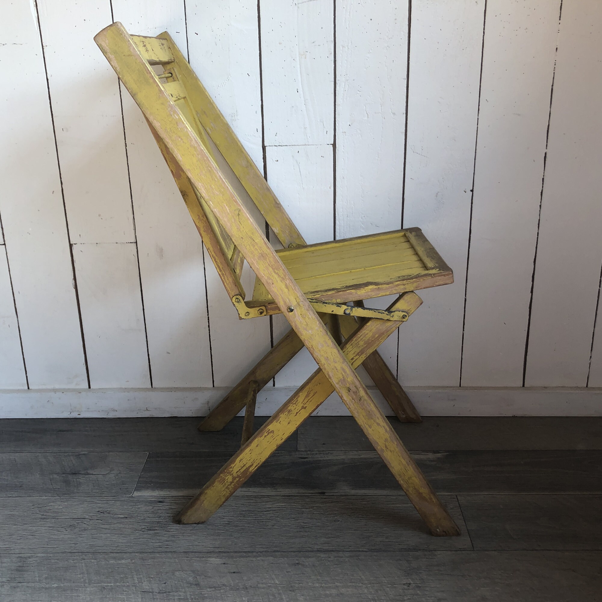 Chippy Yellow Simmons Wooden Folding Chair, Primitive Farmhouse