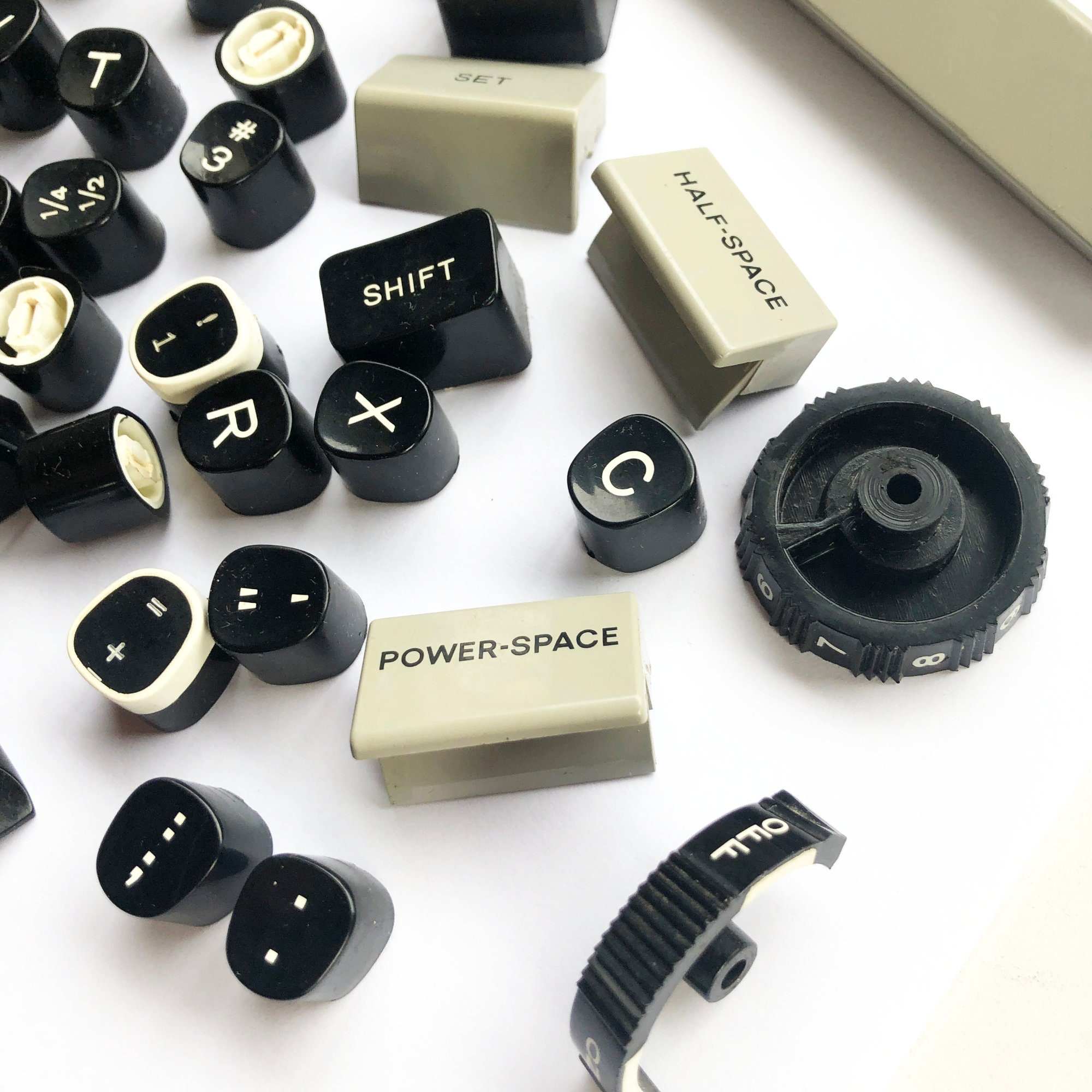 Electra Key Smith Corona Electra 210 Typewriter Keys - 1970s Replacement Parts - Etsy