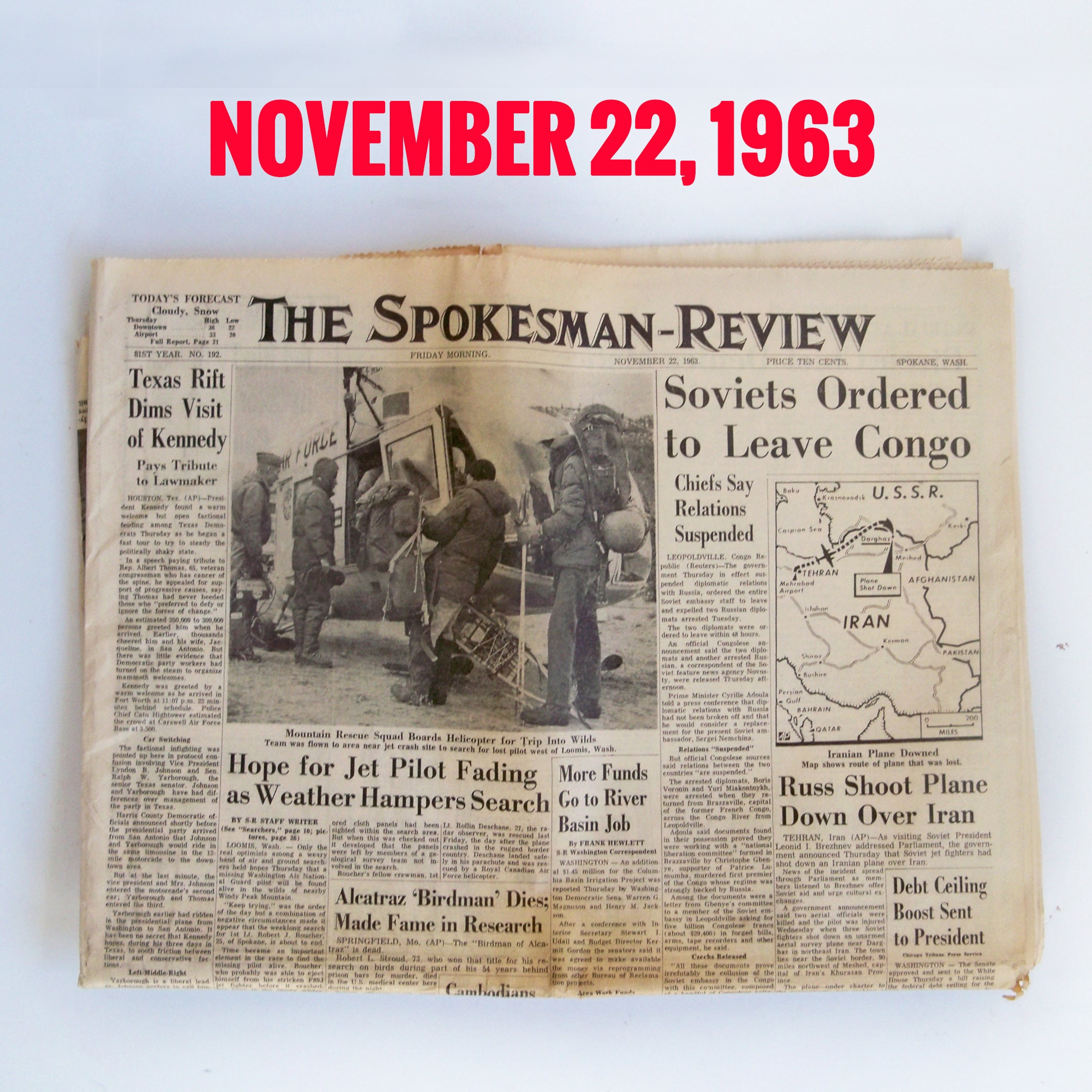 Kennedy Assassination ケネディ大統領の葬儀を報じた新聞記事 Kennedy Assassination ケネディ大統領の葬儀を報じた新聞記事